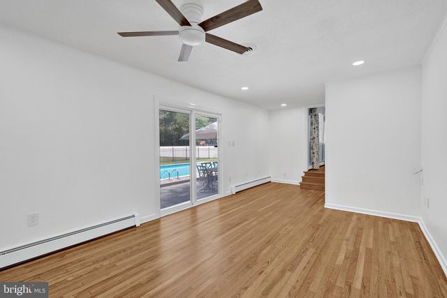 33 GALSTON DR, Princeton Junction, NJ 08550