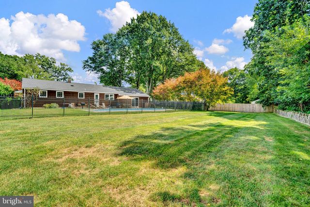 33 GALSTON DR, Princeton Junction, NJ 08550