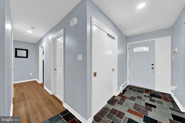 33 GALSTON DR, Princeton Junction, NJ 08550