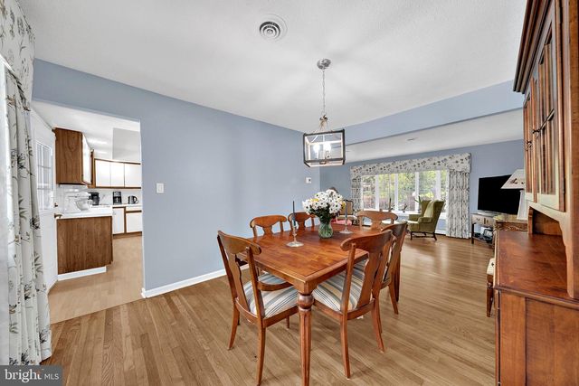 33 GALSTON DR, Princeton Junction, NJ 08550