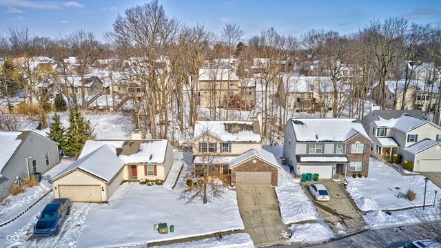 1920 Tourmaline Drive, Westfield, IN 46074