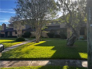 5180 Middlecoff D, Corpus Christi, TX 78413
