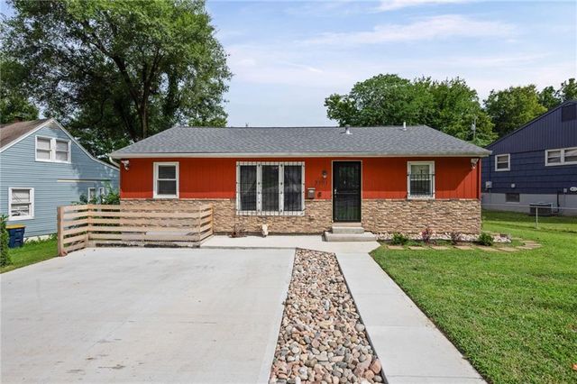 7101 Monroe Avenue, Kansas City, MO 64132