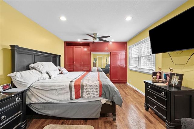 7101 Monroe Avenue, Kansas City, MO 64132