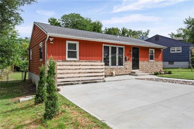 7101 Monroe Avenue, Kansas City, MO 64132