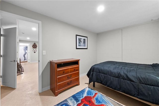 7101 Monroe Avenue, Kansas City, MO 64132