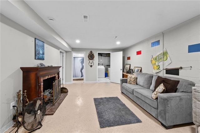 7101 Monroe Avenue, Kansas City, MO 64132