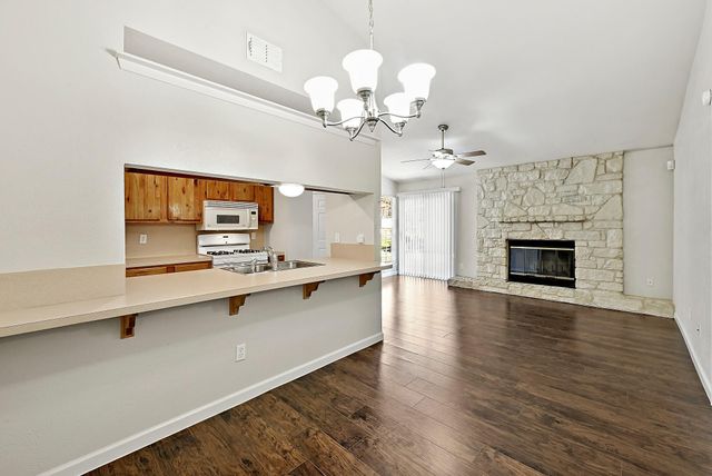 4407 Limewood CT, Austin, TX 78727