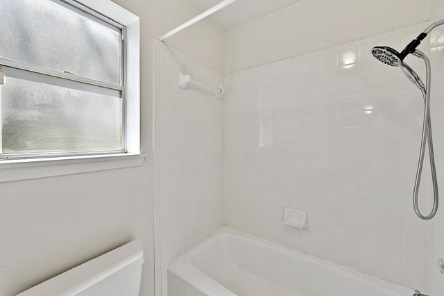 4407 Limewood CT, Austin, TX 78727