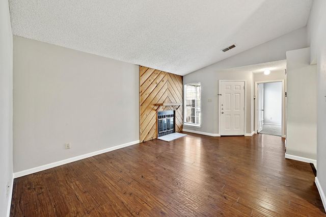 4407 Limewood CT, Austin, TX 78727