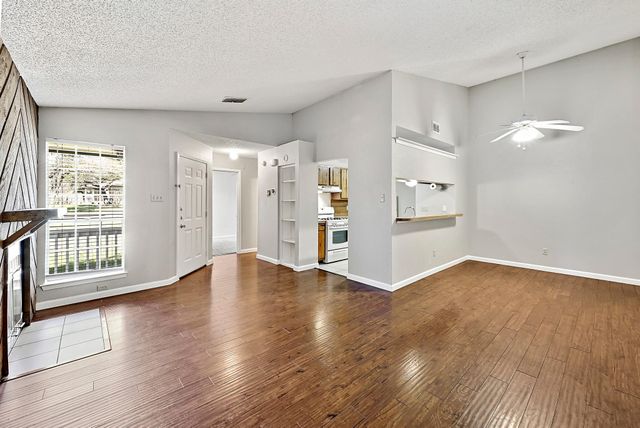 4407 Limewood CT, Austin, TX 78727