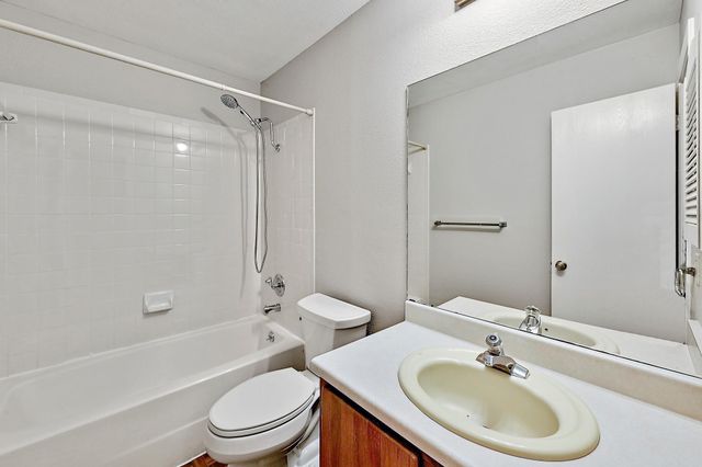 4407 Limewood CT, Austin, TX 78727