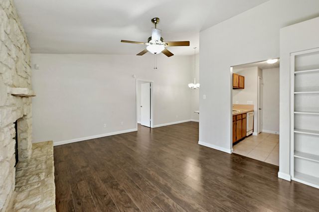 4407 Limewood CT, Austin, TX 78727