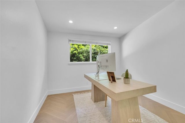 268 E Bay Street, Costa Mesa, CA 92627