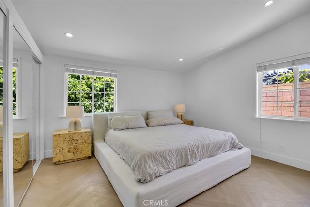 268 E Bay Street, Costa Mesa, CA 92627