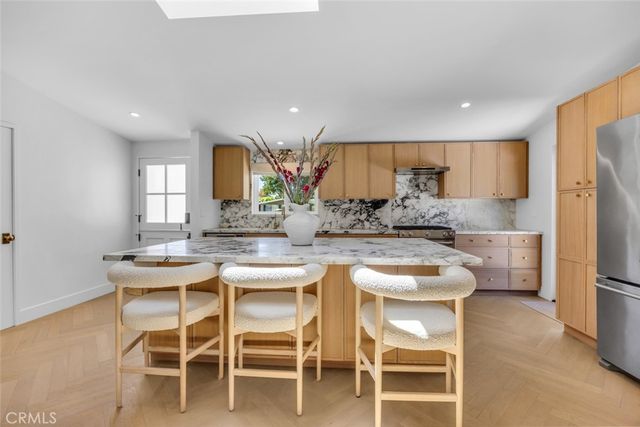 268 E Bay Street, Costa Mesa, CA 92627