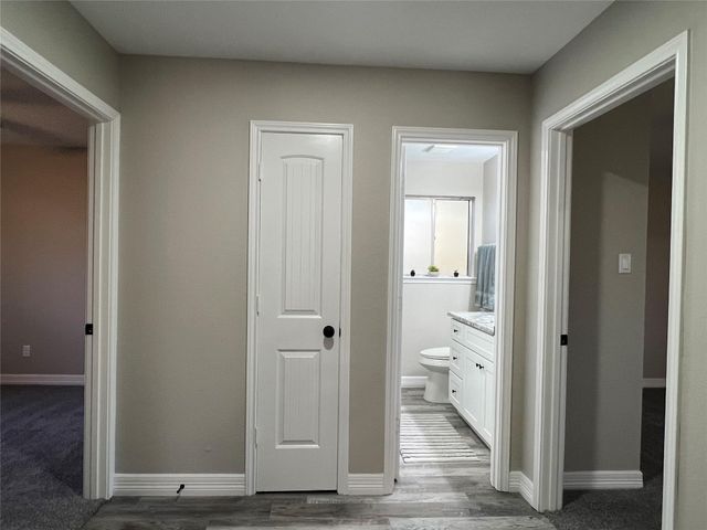 2203 Colonial Court S, League City, TX 77573