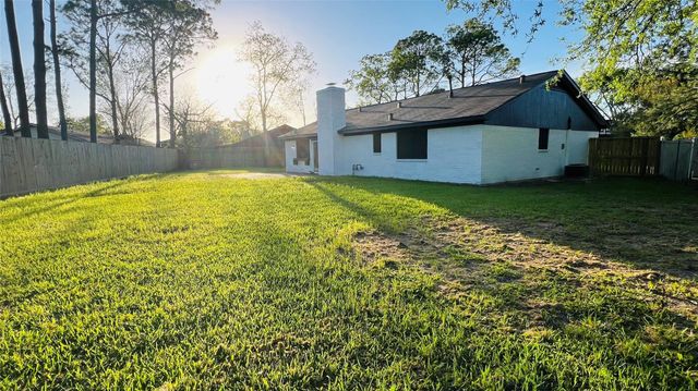 2203 Colonial Court S, League City, TX 77573