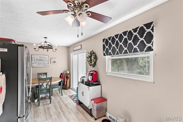 5906 Vollmer, Godfrey, IL 62035