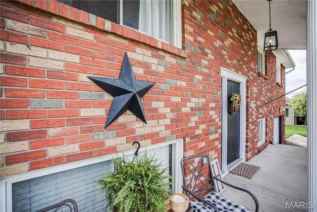 5906 Vollmer, Godfrey, IL 62035