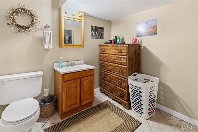 5906 Vollmer, Godfrey, IL 62035