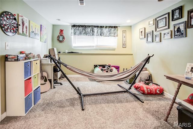 5906 Vollmer, Godfrey, IL 62035