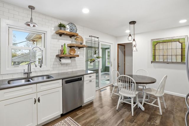 1831 N Lofgren Road, Rolling Prairie, IN 46371