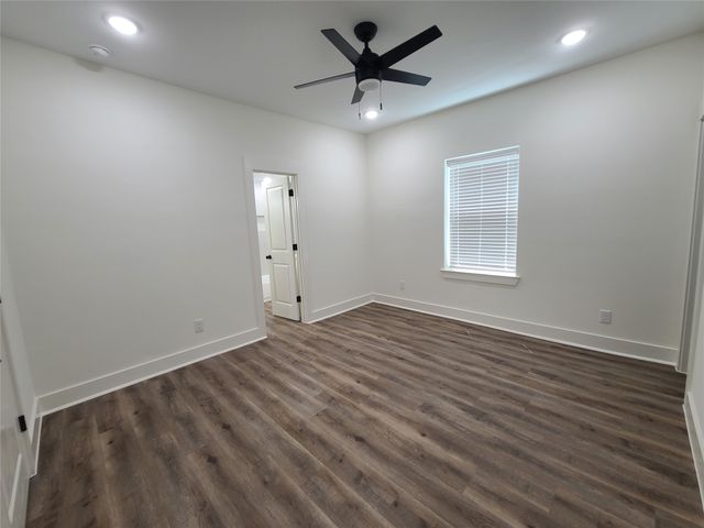 2015 W Knight Road, Denison, TX 75020