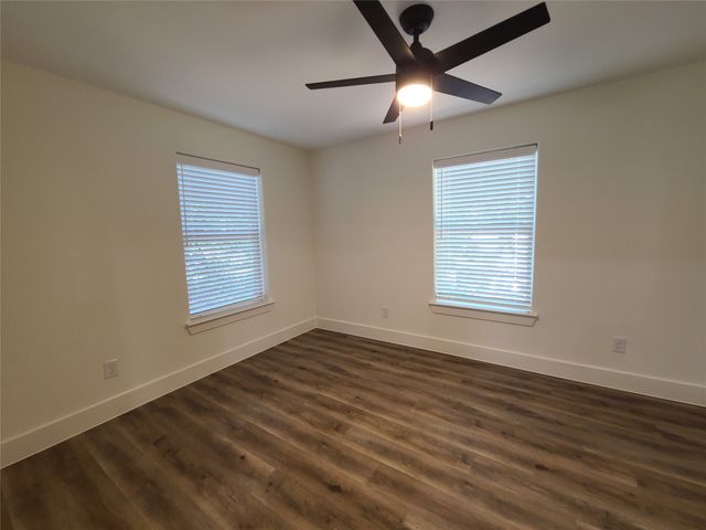 2015 W Knight Road, Denison, TX 75020