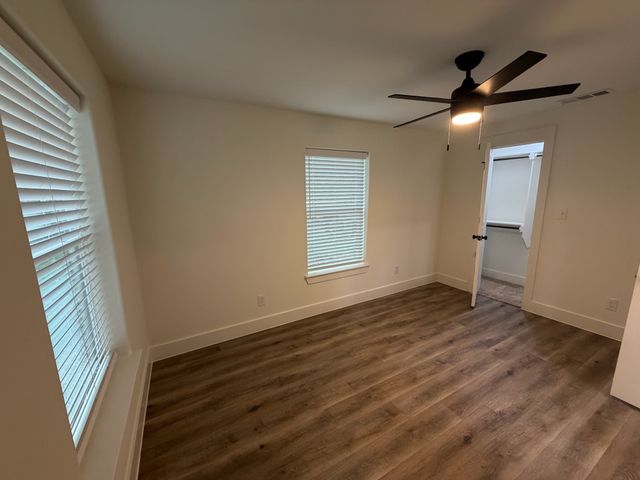 2015 W Knight Road, Denison, TX 75020