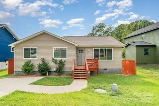 1132 8th Street, Statesville, NC 28677