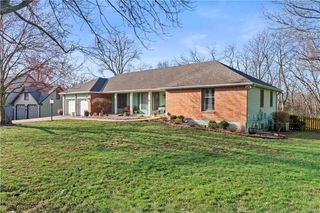2031 SW 4th Street, Lee's Summit, MO 64081