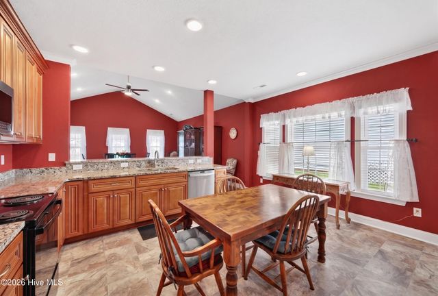 128 Spoonbill Loop, Elizabeth City, NC 27909