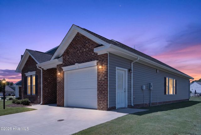 128 Spoonbill Loop, Elizabeth City, NC 27909