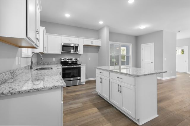 441 Reynolds St, Clarksville, TN 37040