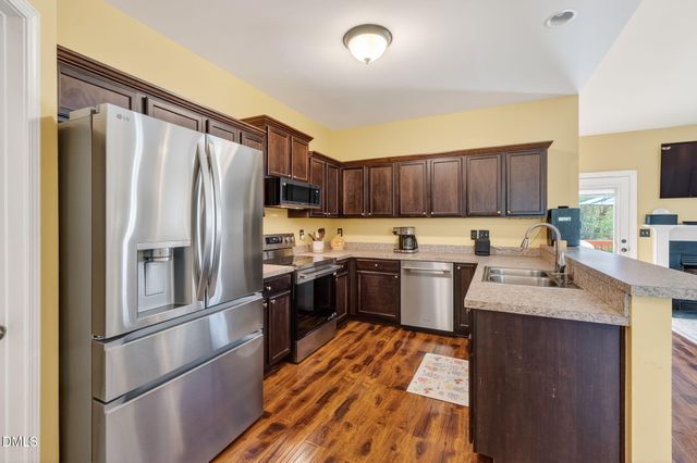 117 Maple Leaf Court, Lillington, NC 27546