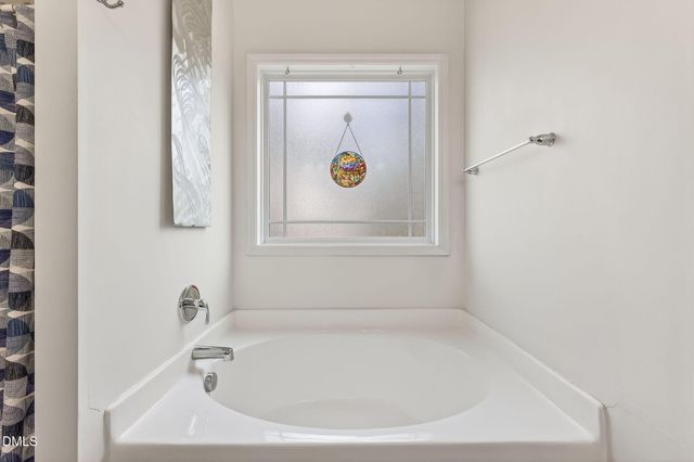 117 Maple Leaf Court, Lillington, NC 27546