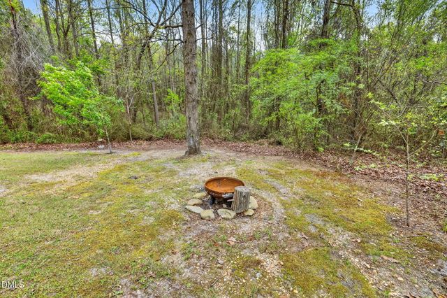 117 Maple Leaf Court, Lillington, NC 27546