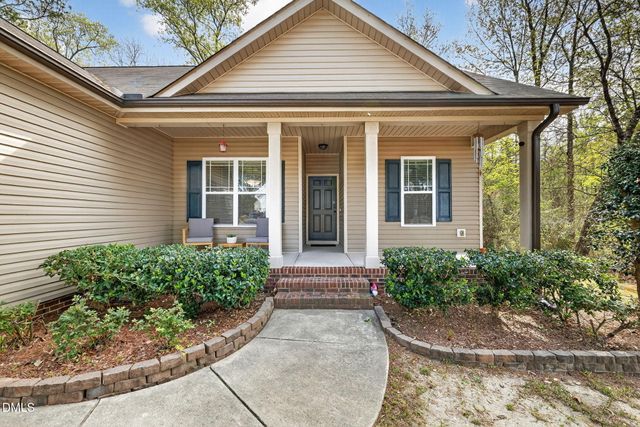 117 Maple Leaf Court, Lillington, NC 27546