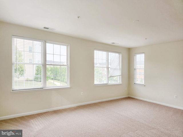 44115 PEIROSA TER, Chantilly, VA 20152