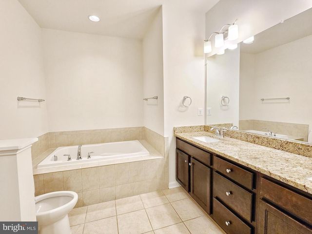 44115 PEIROSA TER, Chantilly, VA 20152