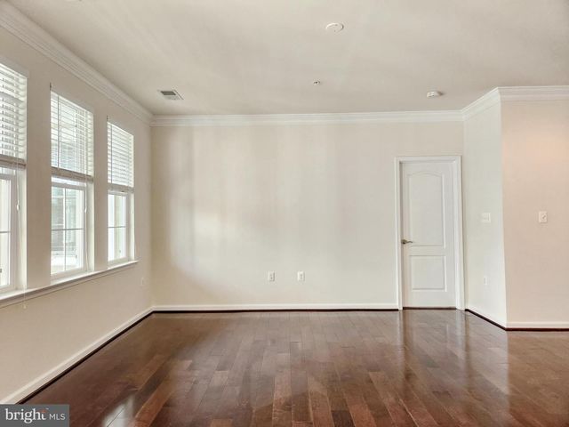 44115 PEIROSA TER, Chantilly, VA 20152