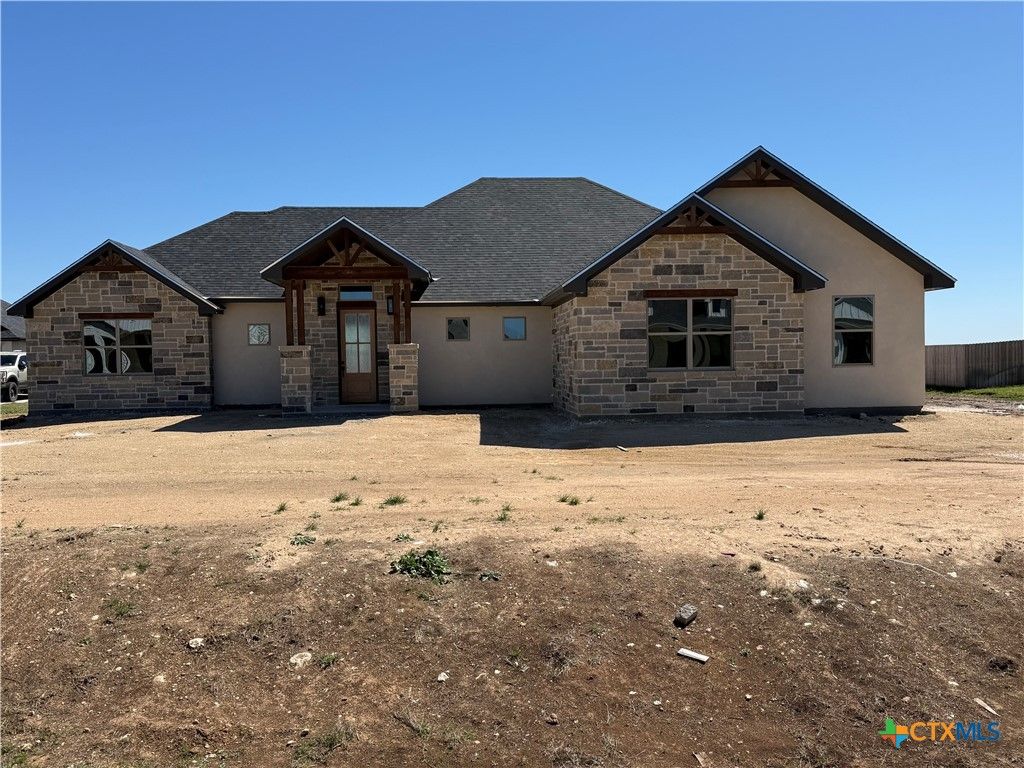 11043 Eagle Walk Boulevard, Salado, TX 76571