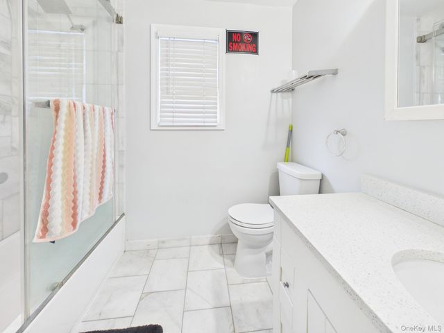 3147 Waterbury Avenue, Bronx, NY 10465