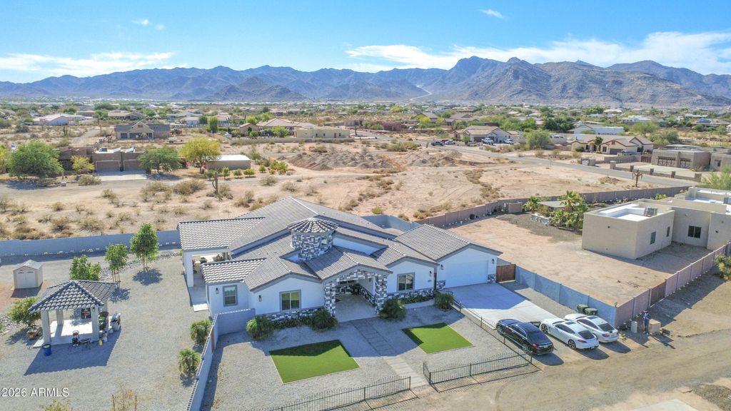 4812 N 196TH Drive, Litchfield Park, AZ 85340 — photo 3