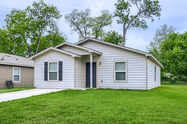 824 E Pecan Avenue 828, Waco, TX 76704