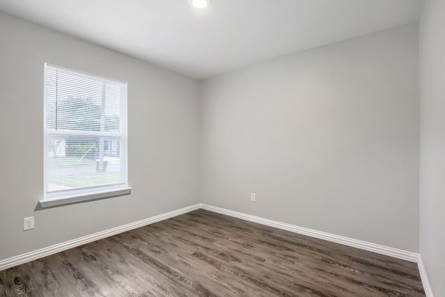 824 E Pecan Avenue 828, Waco, TX 76704