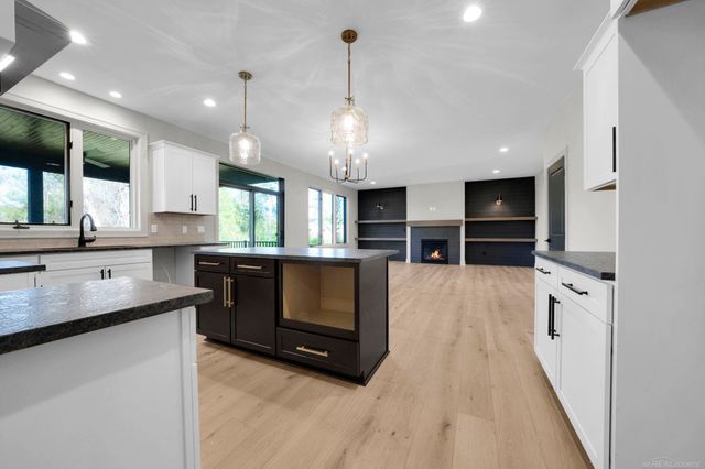 54729 Camden Court, Shelby Twp, MI 48316