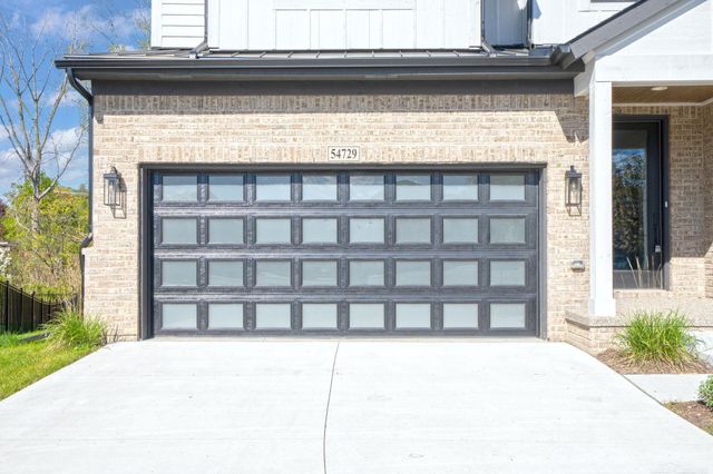 54729 Camden Court, Shelby Twp, MI 48316