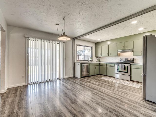 8805 Dena Lane, Oklahoma City, OK 73132